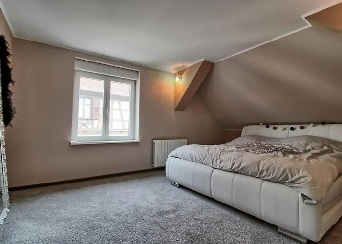 Holiday home Aux Grains De Raisin - 6 Personnes - Cour Privee